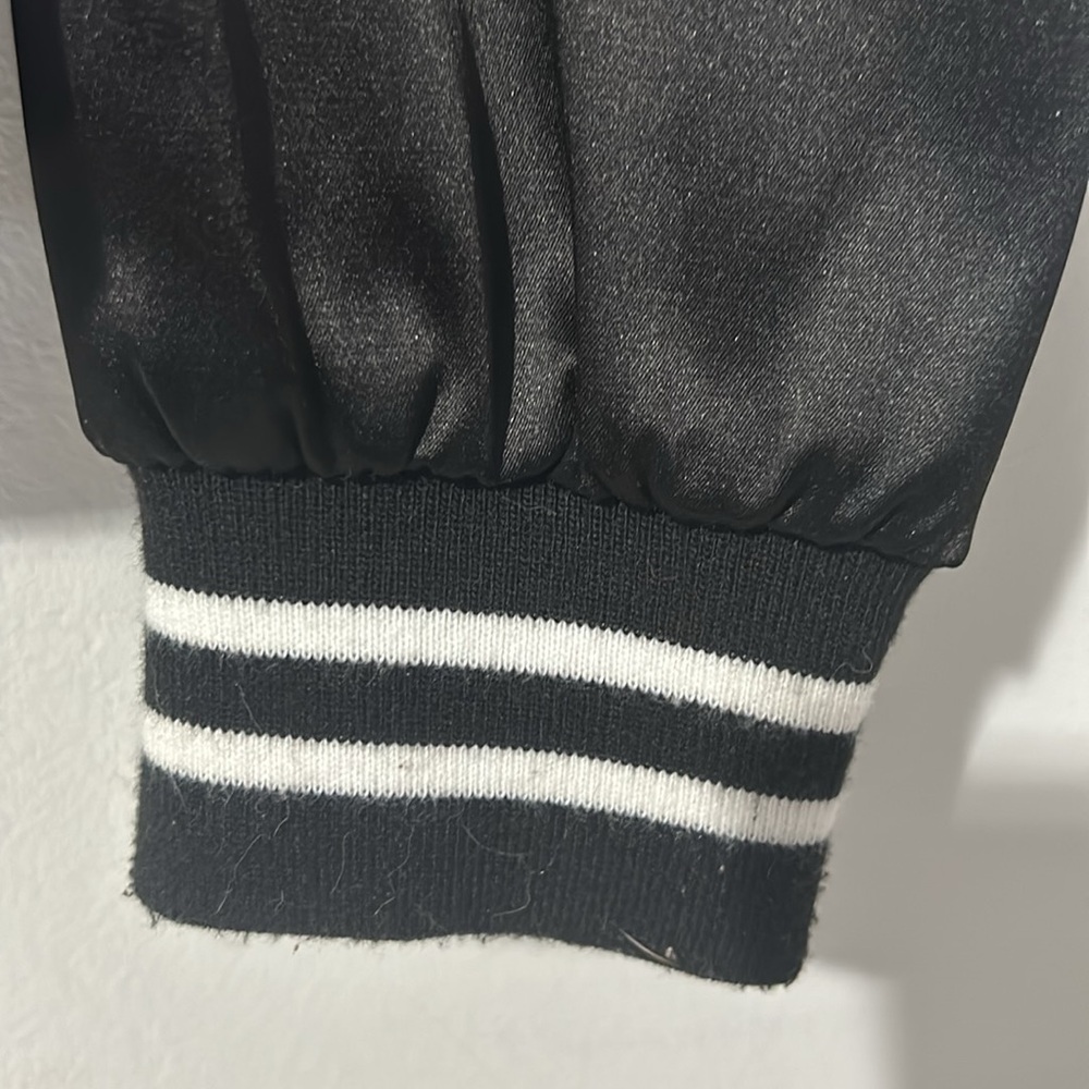 Bomber jacket - Picture 4 of 7